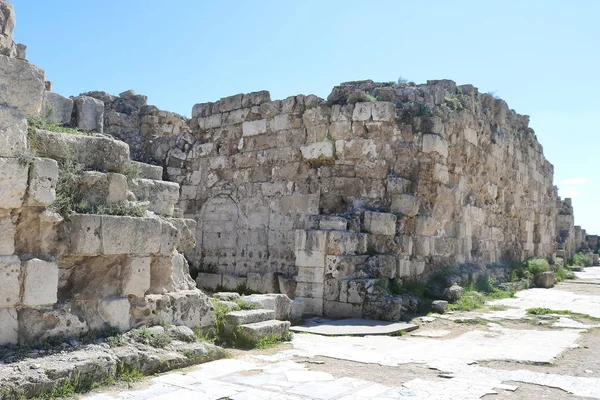 Romeinen ruïnes van de stad van Salamis, in de buurt van Famagusta, Noord-Cyprus — Stockfoto