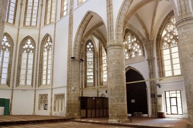 Mağusa, Kıbrıs - 8 Mart 2019: Lala Mustafa Paşa Camii'nin içinde (eski adıyla Aziz Nikolaos Katedrali)