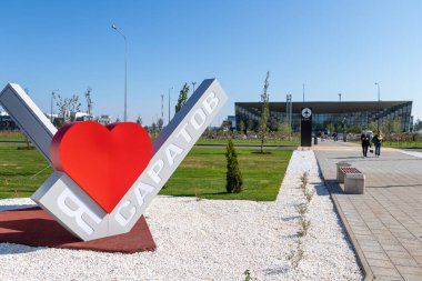 Saratov, Rusya - 22 Ağustos 2019: Sign I Love Saratov in Gagarin havaalanında