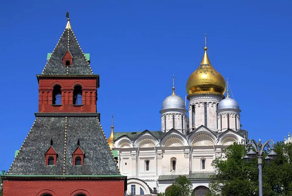 Moskou Mai Uitzicht Oude Kathedralen Met Gouden Koepels Moskou Kemlin — Stockfoto