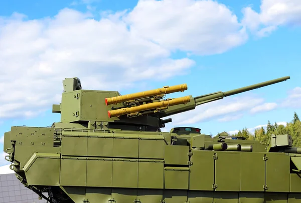Automatic Gun Twin Machine Gun Tank Missiles Mounted Rotating Turret — Stock Photo, Image