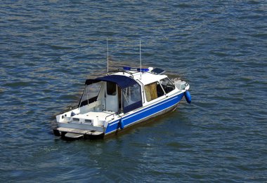 Küçük tekne su, üstten görünüm