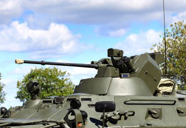 Kule armam ile Rus zırhlı personel taşıyıcı Btr 90