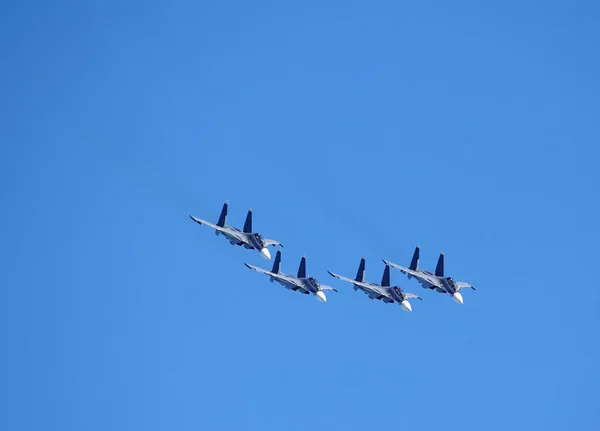 Kämpfer am Himmel — Stockfoto