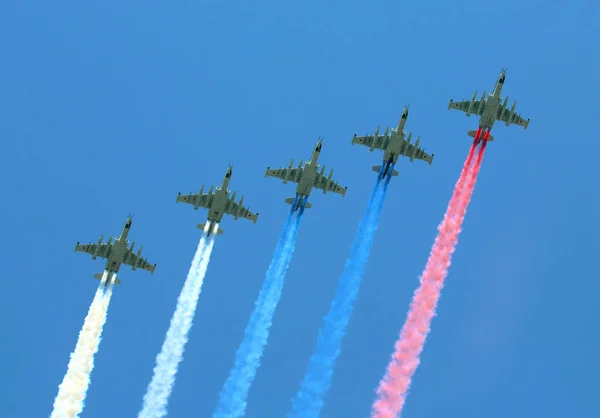 Aviones militares rusos en vuelo —  Fotos de Stock