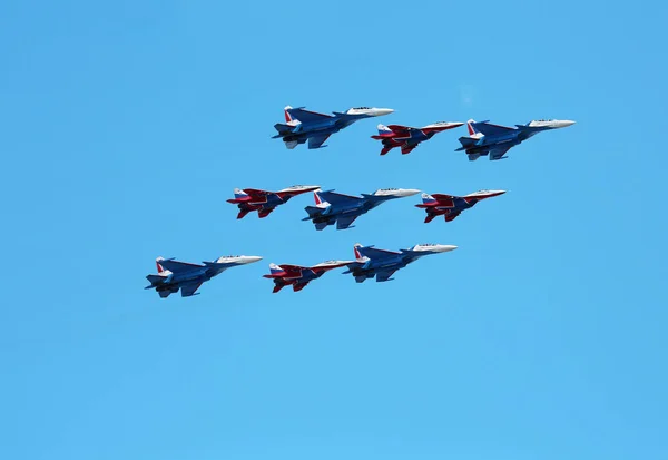 Combattenti russi in volo — Foto Stock