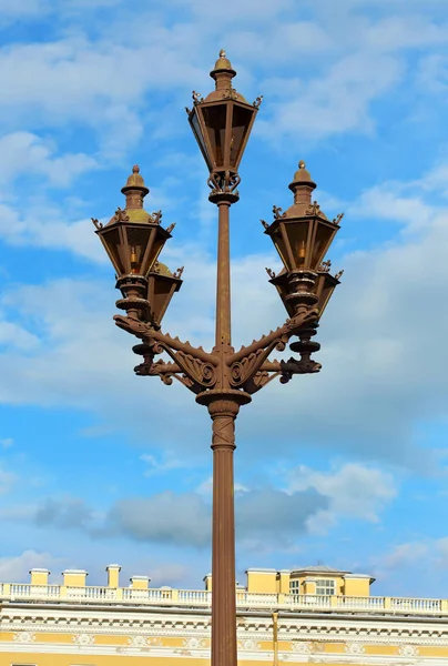 Old time street lamp — Stock Photo, Image