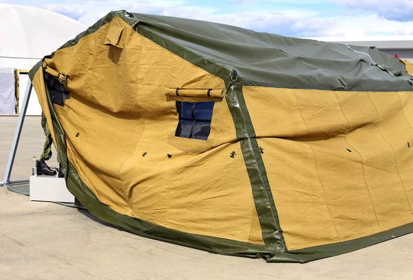 Green army tent — Stock Photo, Image