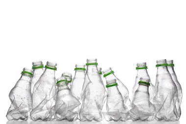 ezilmiş plastik şişe