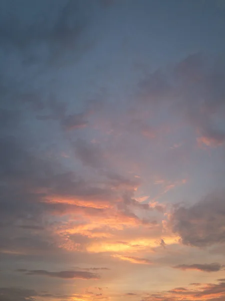 夕焼け空 色鮮やかなスカイビュー — ストック写真