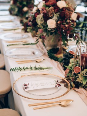 Düğün dekorasyon. Tablo düğünde ayarla. 