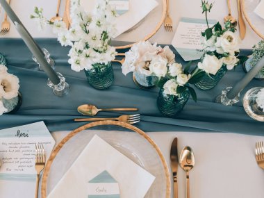 Düğün dekor. Güzel olay mekan. Yaratıcı dekorasyon