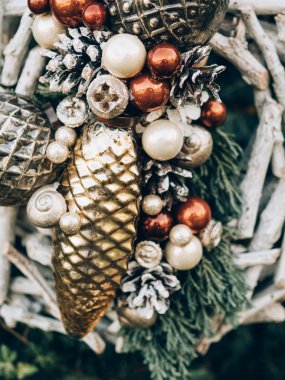 Advent çelenk öncesi Noel zamanı için. DIY Noel süsleri.