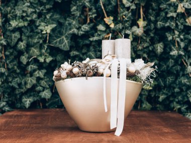 Advent çelenk öncesi Noel zamanı için. DIY Noel süsleri.