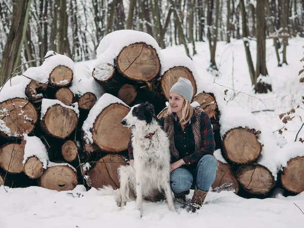 Woman Her Dog Winter Forest — Stock Photo, Image