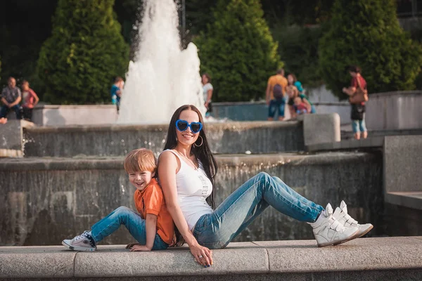 Happy mother with son outdoor — Stock Photo, Image