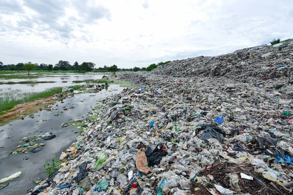 Mountain Garbage Degraded Waste Waste Urban Industrial Areas Cause Pollution — Stock Photo, Image