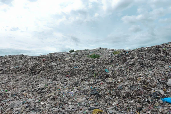 Mountain Garbage Degraded Waste Waste Urban Industrial Areas Cause Pollution — Stock Photo, Image