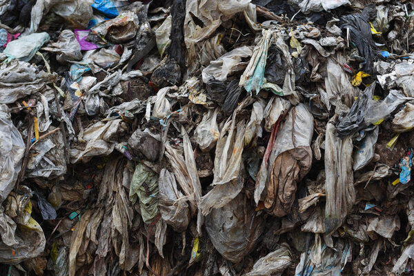 Горный мусор, разлагающиеся отходы. Отходы из городских и промышленных районов. Причина загрязнения и токсичных остатков. Это проблема градостроительства. Управление окружающей средой слаборазвитых стран
