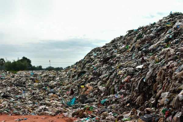 Lixo Montanha Resíduos Degradados Resíduos Zonas Urbanas Industriais Causa Poluição — Fotografia de Stock