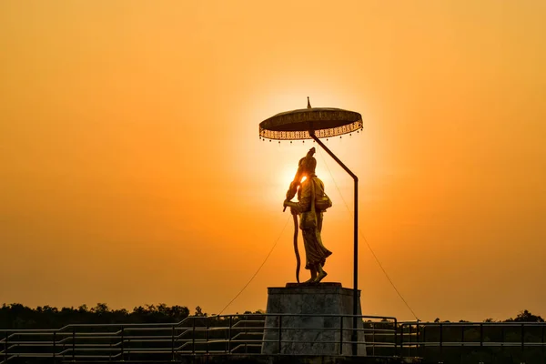 Buddha Bild Bei Spaziergängen Und Sonnenschein Abend — Stockfoto