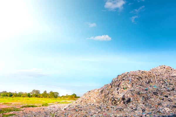 Góry Śmieci Spowodowane Przez Odpady Które Nie Mogą Być Rozłożone — Zdjęcie stockowe