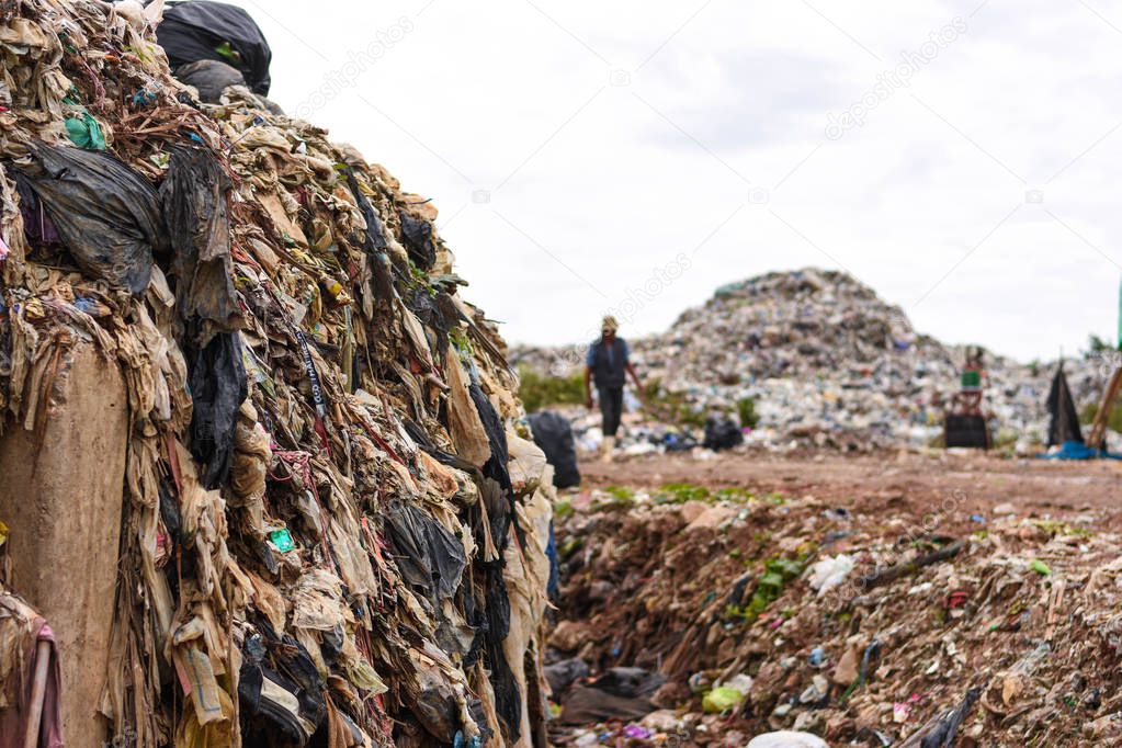 Old cloth waste and plastic that are difficult to degrade are a problem in the waste management area.