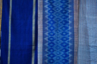 Muang Thong Thani Alışveriş Merkezi, Bangkok, Tayland-13 Temmuz 2019: Tayland'ın her bölgesinden renkli, eşsiz desenlerle halk kumaşı, el dokuması, pamuk, ipek sergisi düzenlenecek.