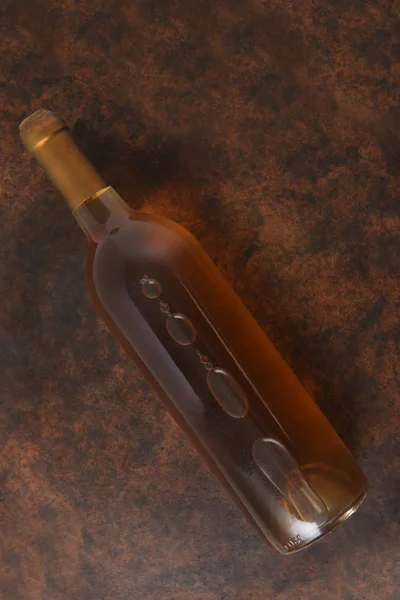 Chardonnay Üveg Bor Csendélet Egyetlen Palack Bor Foltos Alapon — Stock Fotó