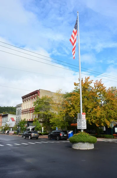 库佰斯顿 2018年9月28日 大街和先驱街道的交叉路口在北部镇和国家棒球名人堂的家 — 图库照片