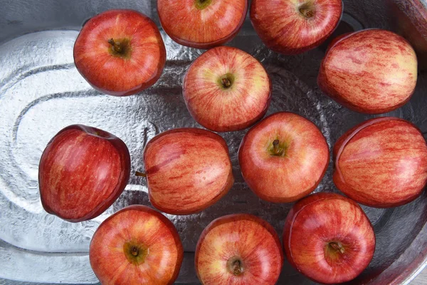 High Angle Horizontal Shot Metal Tub Filled Water Apples Halloween — Stock Photo, Image