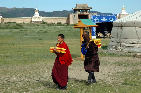 Dva Mniši Erdene Zuu Monastary — Stock fotografie