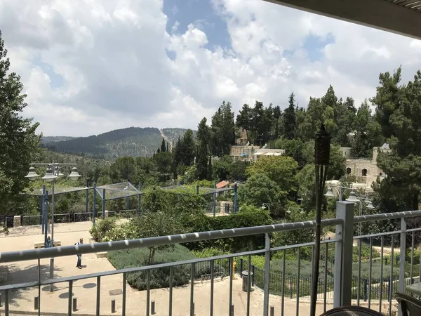 Иерусалим Июня 2018 Года Brasserie Ein Kerem Ресторан Расположен Похожем — стоковое фото