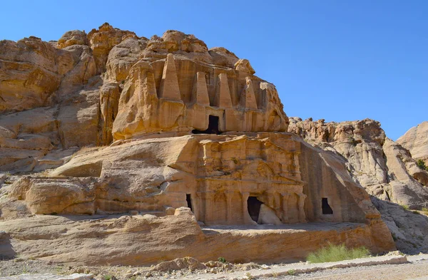 Unesco Dünya Mirası Perta Ürdün Hillside Kayalara Oyulmuş Harabeleri — Stok fotoğraf