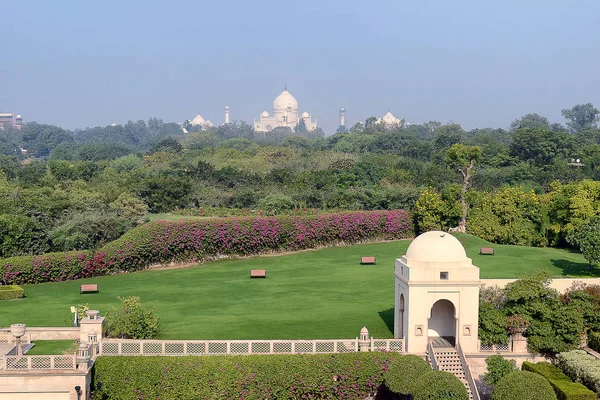 Agra Indie Listopada 2015 Taj Mahal Widziana Amervilas Resort Spa — Zdjęcie stockowe