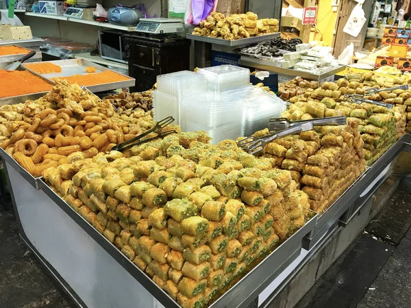 Jerusalem Mayo 2018 Mahane Yehuda Market Proveedor Baklava Popular Entre —  Fotos de Stock