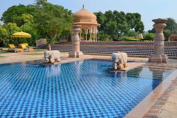 Jaipur Índia Novembro 2015 Área Piscina Oberoi Rajvilas Resort Está — Fotografia de Stock