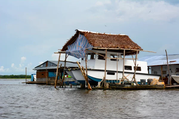 Iquitos Perú Octubre 2015 Vista Orillas Del Río Itaya Amazonas — Foto de Stock