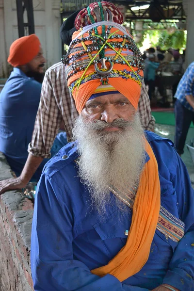 Амритсар Индия Октября 2015 Сикхских Человек Богато Truban Сикх Gurdwara — стоковое фото