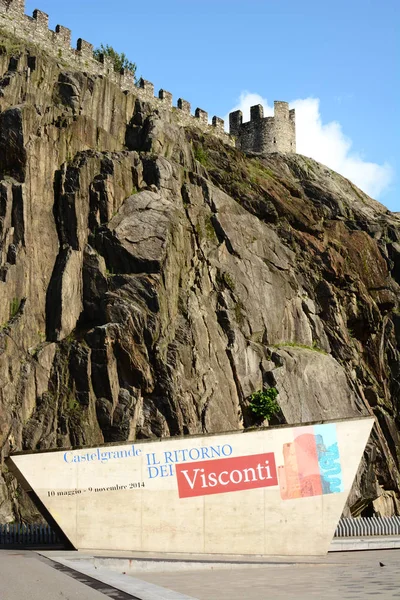 Bellinzona Suíça Julho 2014 Castelgrande Patrimônio Mundial Unesco Bellinzona Suíça — Fotografia de Stock