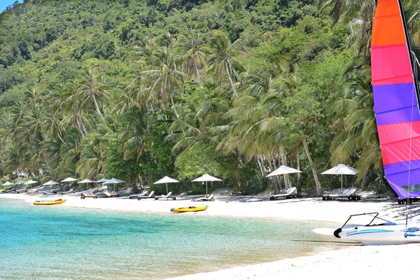 Nido Lagen Island Filippine Aprile 2016 Barche Spiaggia Pangulasian Island — Foto Stock