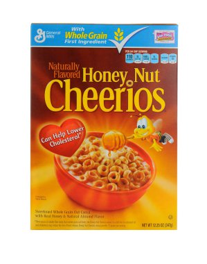 Irvine, Ca - 11 Ocak 2013: Bir 12.25 oz şişe Bal fındık Cheerios. 1979 yılında General Mills tarafından sunulan orijinal Cheerios kahvaltılık gevrek biraz daha tatlı bir sürümü olduğunu.