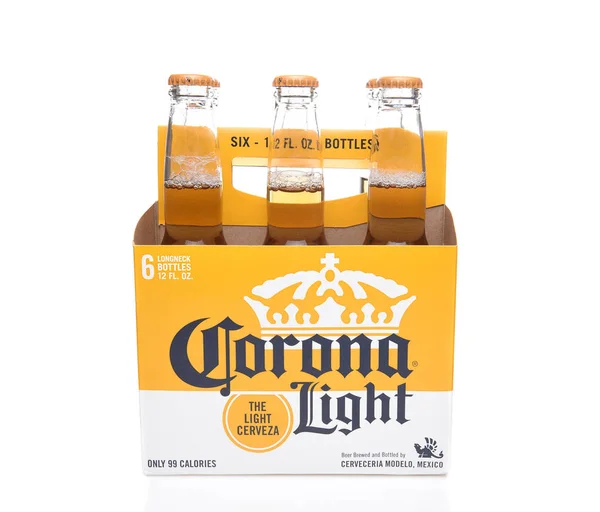 Irvine California Diciembre 2017 Paquete Botellas Cerveza Corona Light Corona — Foto de Stock