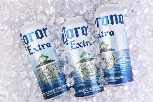 Ірвайн Каліфорнія Березня 2018 Додаткові Corona Пиво Король Банки Льоду — стокове фото