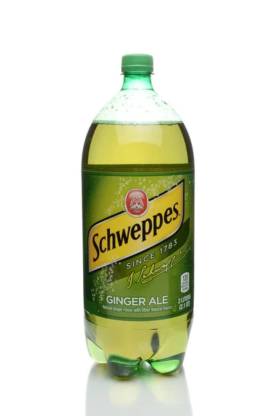 Irvine Enero 2018 Schweppes Ginger Ale Bebida Espumosa Sin Cafeína — Foto de Stock