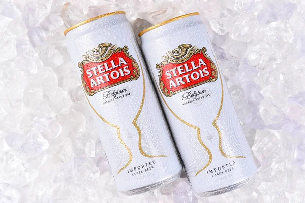 Ірвайн Каліфорнія Липня 2017 Року Крупним Планом Банок Stella Artois — стокове фото