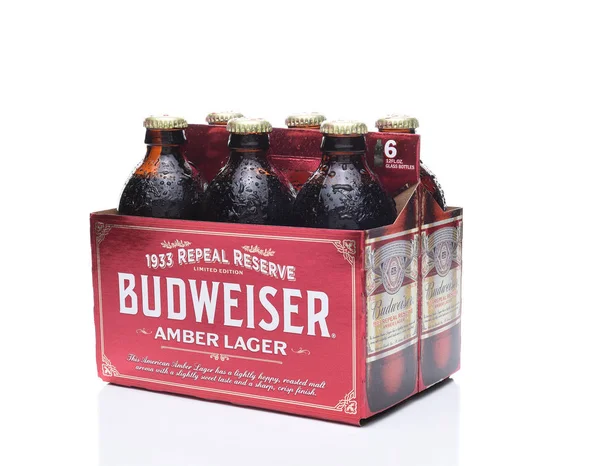 Irvine Noviembre 2017 Budweiser 1933 Derogación Reserva Amber Lager Budweiser — Foto de Stock