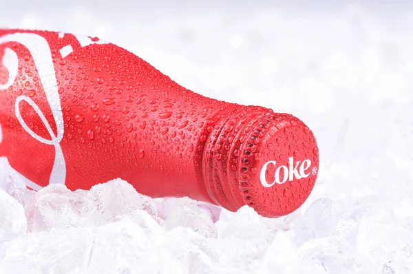 Irvine Californië Juli 2017 Coca Cola Aluminium Fles Ijs Coke — Stockfoto