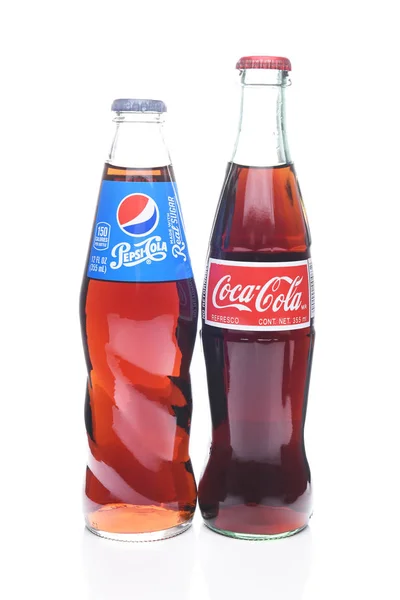 Irvine Californië Februari 2017 Pepsi Cola Coca Cola Fles Cokes — Stockfoto