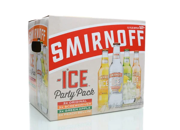 Irvine Stycznia 2018 Smirnoff Ice Party Pack Oryginalny Premium Smaku — Zdjęcie stockowe